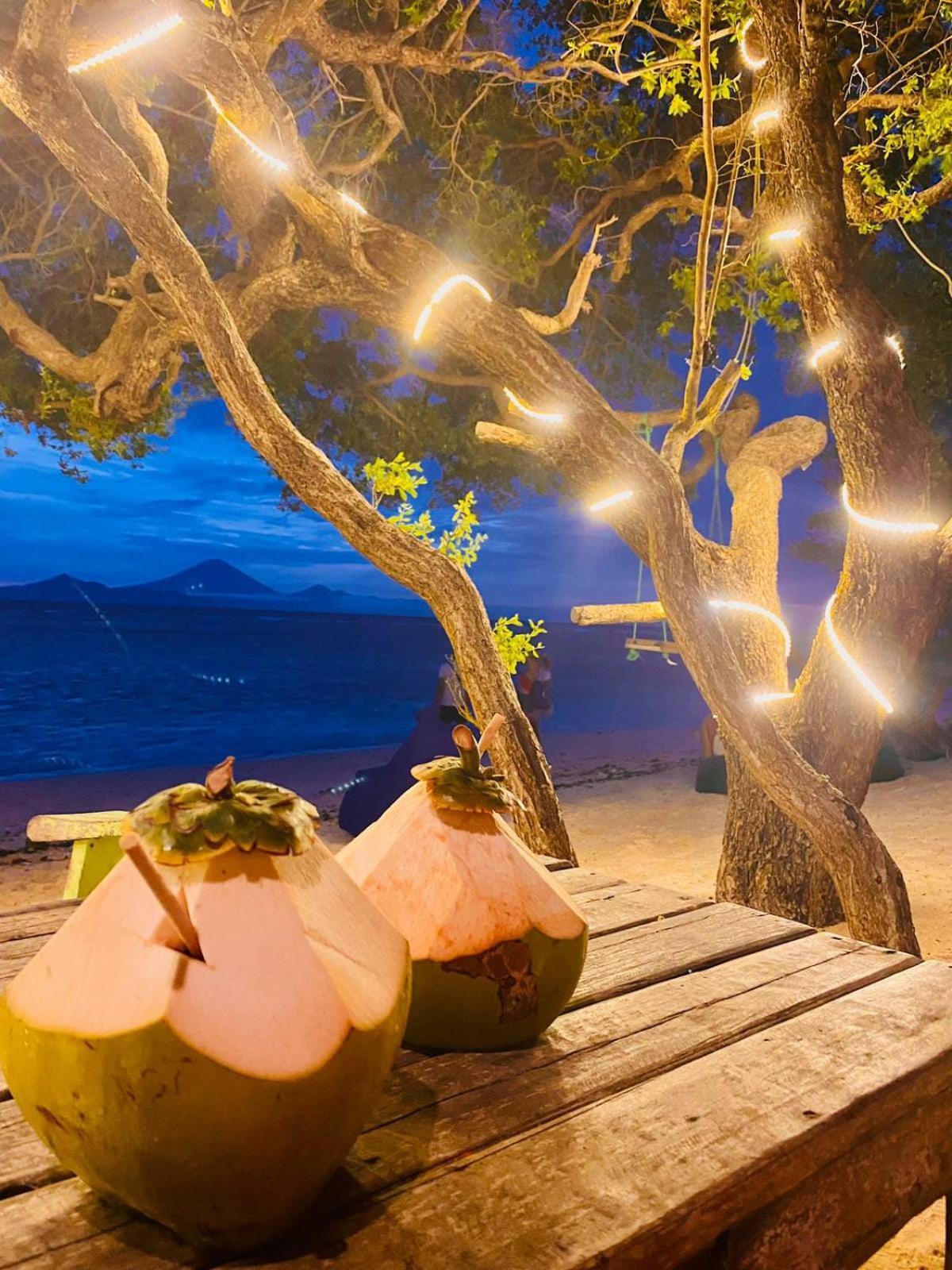 New Corals Apartment Gili Trawangan Exterior photo